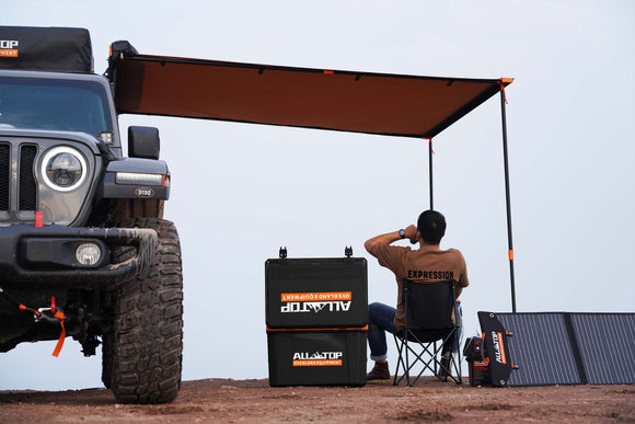 Portable Cooler Box w/ Ice Pack & Chopping Board - 55 Quart - Black