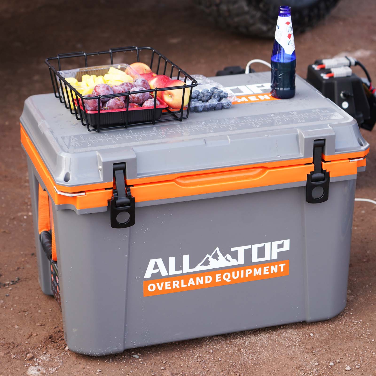 Portable Cooler Box w/ Ice Pack & Chopping Board - 55 Quart - Gray