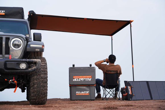 Portable Cooler Box w/ Ice Pack & Chopping Board - 55 Quart - Gray